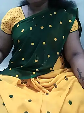 Snapshot of MaaliiiPonuTamil chatting on June 21, 2026, 5:19 pm MaaliiiPonuTamil online show from June 21, 2026, 5:19 pm