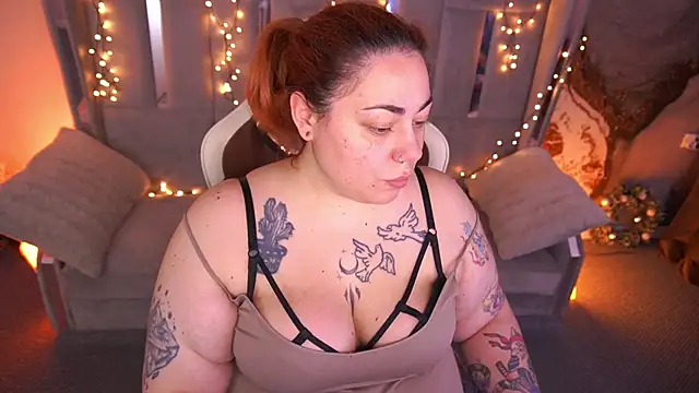 Snapshot of Kittywakee chatting on March 10, 2026, 10:36 pm Kittywakee online show from March 10, 2026, 10:36 pm