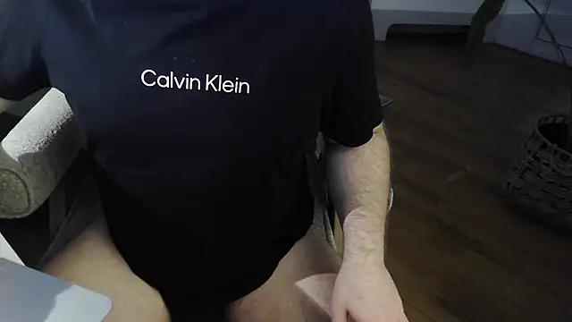 precumboyy online show from May 9, 2026, 1:42 am