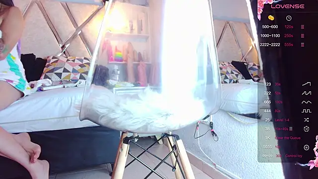 alejandra martins online show from January 23, 2025, 9:07 pm