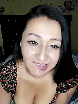 Snapshot of ArianaMist chatting on March 5, 2025, 6:12 am ArianaMist online show from March 5, 2025, 6:12 am