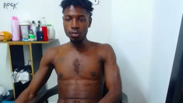 Snapshot of jaycolinss chatting on November 18, 2025, 8:34 pm jaycolinss online show from November 18, 2025, 8:34 pm