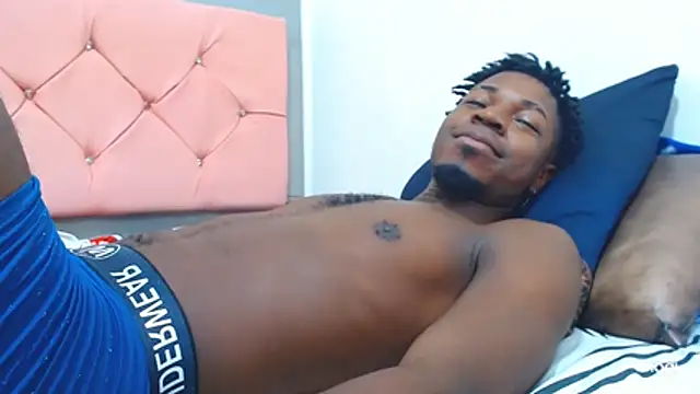 jaycolinss online show from April 21, 2026, 4:08 am