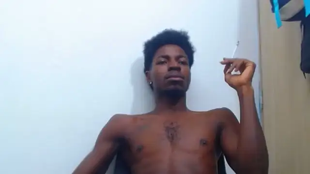 Snapshot of jaycolinss chatting on October 10, 2025, 11:22 am jaycolinss online show from October 10, 2025, 11:22 am