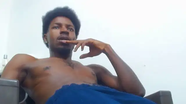 Snapshot of jaycolinss chatting on October 16, 2025, 5:54 pm jaycolinss online show from October 16, 2025, 5:54 pm