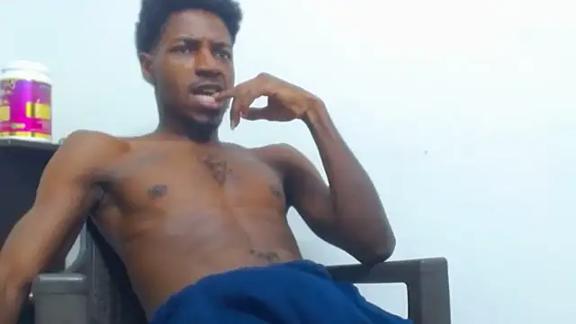 Snapshot of jaycolinss chatting on October 11, 2025, 5:19 am jaycolinss online show from October 11, 2025, 5:19 am