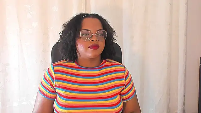 Snapshot of conielaurenth chatting on November 9, 2025, 8:24 pm conielaurenth online show from November 9, 2025, 8:24 pm