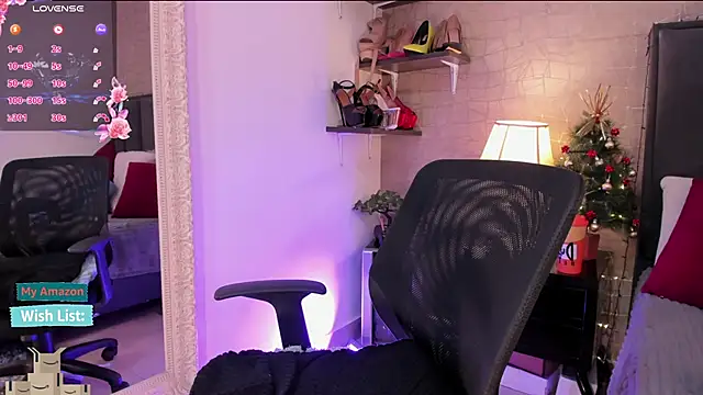 Snapshot of Mariana_c1 chatting on December 2, 2025, 3:14 pm Mariana c1 online show from December 2, 2025, 3:14 pm