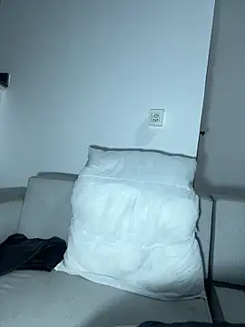 Snapshot of AgnesCampp chatting on March 21, 2025, 9:56 pm AgnesCampp online show from March 21, 2025, 9:56 pm