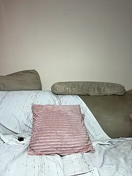 Snapshot of AgnesCampp chatting on March 3, 2025, 5:52 pm AgnesCampp online show from March 3, 2025, 5:52 pm