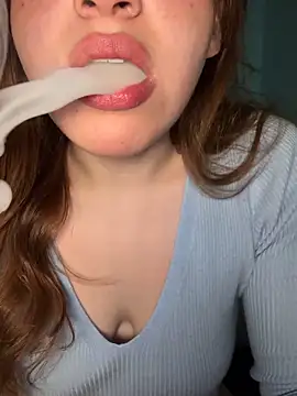 Snapshot of AgnesCampp chatting on September 15, 2025, 10:21 pm AgnesCampp online show from September 15, 2025, 10:21 pm