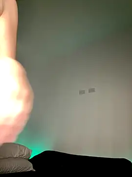 Snapshot of AgnesCampp chatting on September 11, 2025, 12:43 am AgnesCampp online show from September 11, 2025, 12:43 am