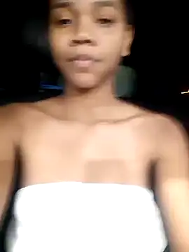 Luciia cute online show from January 5, 2025, 11:55 pm