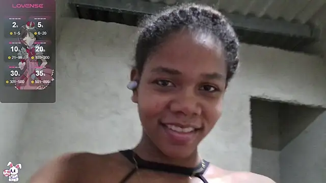 Snapshot of Luciia_cute chatting on April 25, 2026, 12:24 am Luciia cute online show from April 25, 2026, 12:24 am