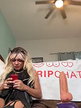 Snapshot of venustattoopussy chatting on October 10, 2025, 10:43 pm venustattoopussy online show from October 10, 2025, 10:43 pm