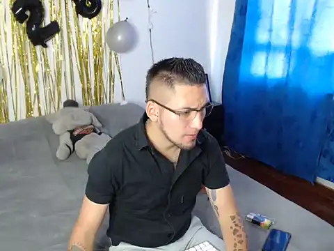 Jeiison duf online show from December 2, 2025, 7:26 pm