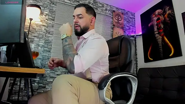 Snapshot of Ethan_Castellano chatting on July 22, 2026, 8:55 pm Ethan Castellano online show from July 22, 2026, 8:55 pm