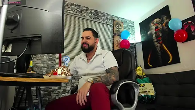 Snapshot of Ethan_Castellano chatting on July 17, 2026, 8:39 pm Ethan Castellano online show from July 17, 2026, 8:39 pm