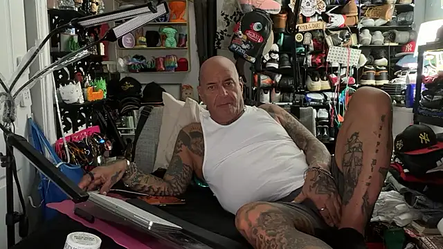 Snapshot of joeytatts66 chatting on July 4, 2026, 4:30 am joeytatts66 online show from July 4, 2026, 4:30 am