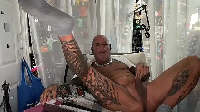 Snapshot of joeytatts66 chatting on July 24, 2026, 1:34 am joeytatts66 online show from July 24, 2026, 1:34 am