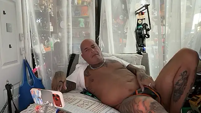 Snapshot of joeytatts66 chatting on July 28, 2026, 1:13 am joeytatts66 online show from July 28, 2026, 1:13 am