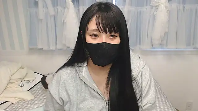 Snapshot of yua0727 chatting on June 1, 2026, 11:26 pm yua0727 online show from June 1, 2026, 11:26 pm