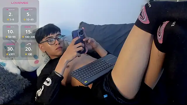 Snapshot of jacks_hotter chatting on March 11, 2025, 7:03 am jacks hotter online show from March 11, 2025, 7:03 am