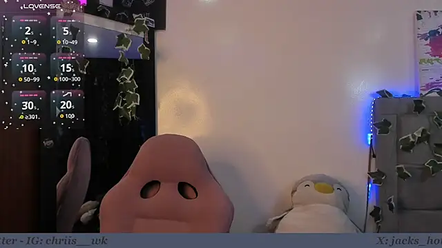 Snapshot of jacks_hotter chatting on December 3, 2025, 10:42 pm jacks hotter online show from December 3, 2025, 10:42 pm