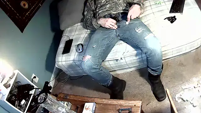 Snapshot of Spunwhiteboy1992 chatting on March 23, 2026, 7:19 am Spunwhiteboy1992 online show from March 23, 2026, 7:19 am