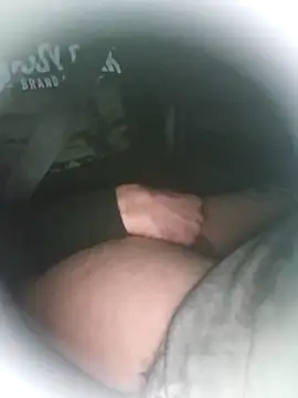 Spunwhiteboy1992 online show from December 22, 2025, 3:39 am