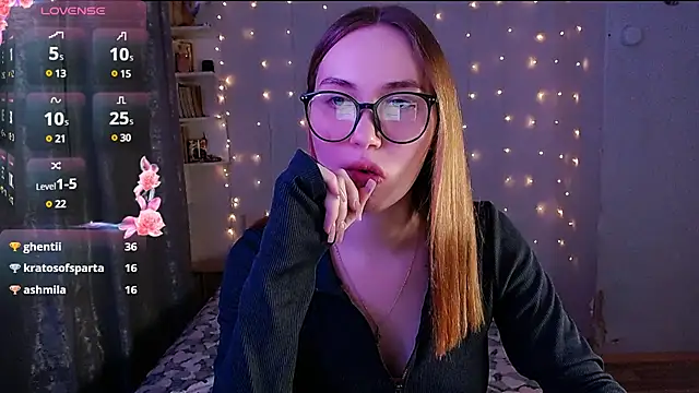 Miya Mark online show from March 5, 2025, 5:18 pm