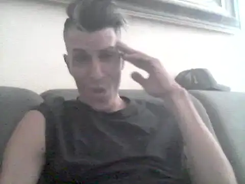 Snapshot of dannnnnnnnnny chatting on October 11, 2025, 12:06 pm dannnnnnnnnny online show from October 11, 2025, 12:06 pm