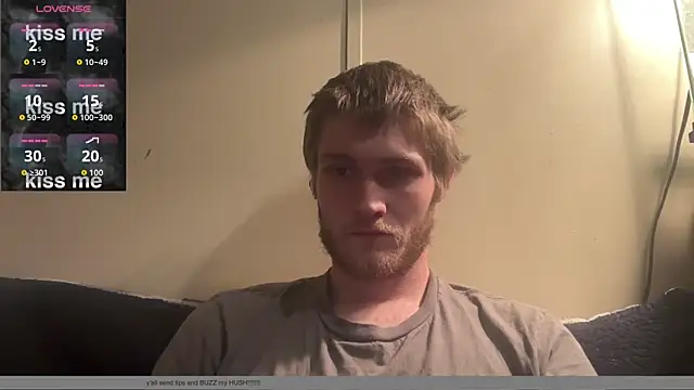 Snapshot of anomalies_ig chatting on December 22, 2025, 4:01 am anomalies ig online show from December 22, 2025, 4:01 am