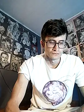 Loggan donnelly online show from December 17, 2025, 10:48 pm