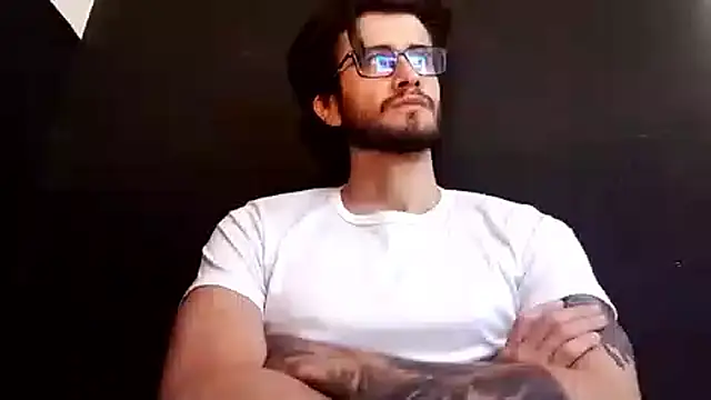 Snapshot of Loggan_donnelly chatting on October 23, 2025, 6:17 pm Loggan donnelly online show from October 23, 2025, 6:17 pm