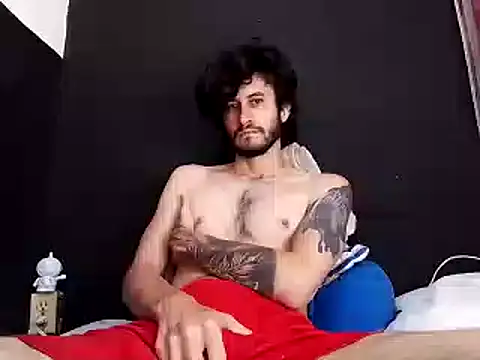 Snapshot of Loggan_donnelly chatting on November 5, 2025, 10:18 am Loggan donnelly online show from November 5, 2025, 10:18 am