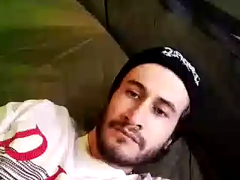 Snapshot of Loggan_donnelly chatting on November 1, 2025, 6:46 pm Loggan donnelly online show from November 1, 2025, 6:46 pm