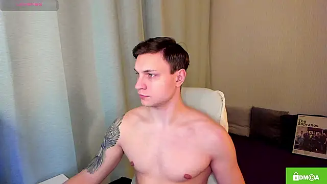 Snapshot of handsome_guy01 chatting on March 8, 2026, 1:00 am handsome guy01 online show from March 8, 2026, 1:00 am