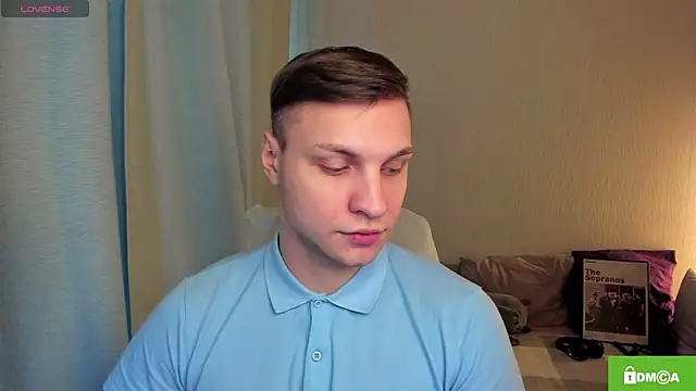 handsome guy01 online show from April 29, 2026, 5:00 am