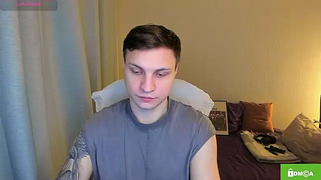 Snapshot of handsome_guy01 chatting on March 4, 2026, 12:40 am handsome guy01 online show from March 4, 2026, 12:40 am