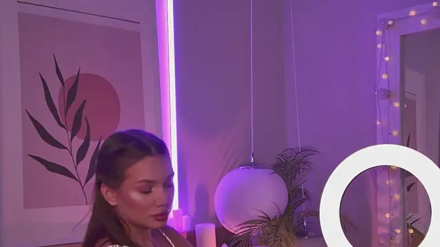 ViolaFlirt online show from November 17, 2025, 5:11 am