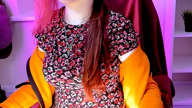 CarolGiggly online show from May 29, 2026, 4:35 pm