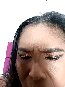 Snapshot of tiffany_Bitch chatting on November 5, 2025, 10:13 pm tiffany Bitch online show from November 5, 2025, 10:13 pm