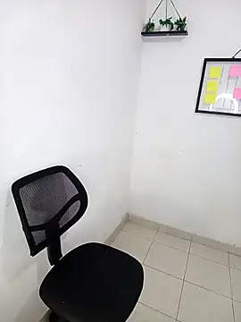 Snapshot of lianisrose chatting on March 13, 2026, 10:59 pm lianisrose online show from March 13, 2026, 10:59 pm