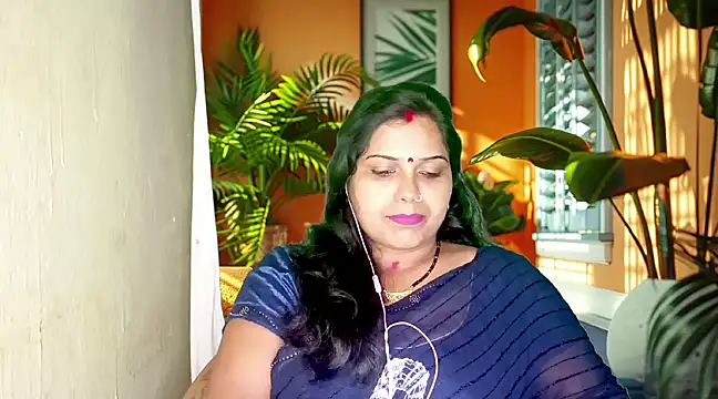 mamoni91 online show from February 20, 2025, 5:09 pm