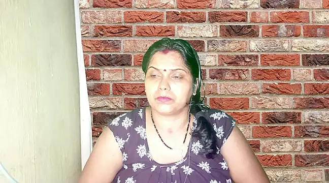 mamoni91 online show from February 18, 2025, 4:58 pm