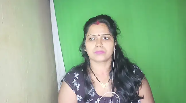 mamoni91 online show from February 21, 2025, 3:23 am