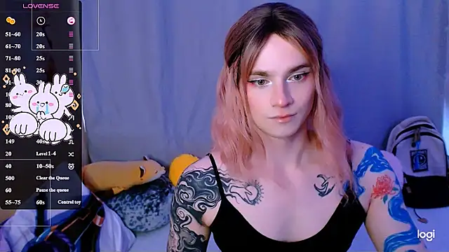 Snapshot of Alice_Hells chatting on June 13, 2026, 6:44 am Alice Hells online show from June 13, 2026, 6:44 am