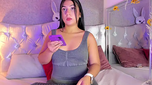 Snapshot of GABYTAYLOR_ chatting on October 9, 2025, 1:44 pm GABYTAYLOR online show from October 9, 2025, 1:44 pm