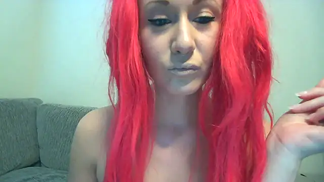 Snapshot of SweetSolez chatting on December 10, 2024, 1:55 pm SweetSolez online show from December 10, 2024, 1:55 pm